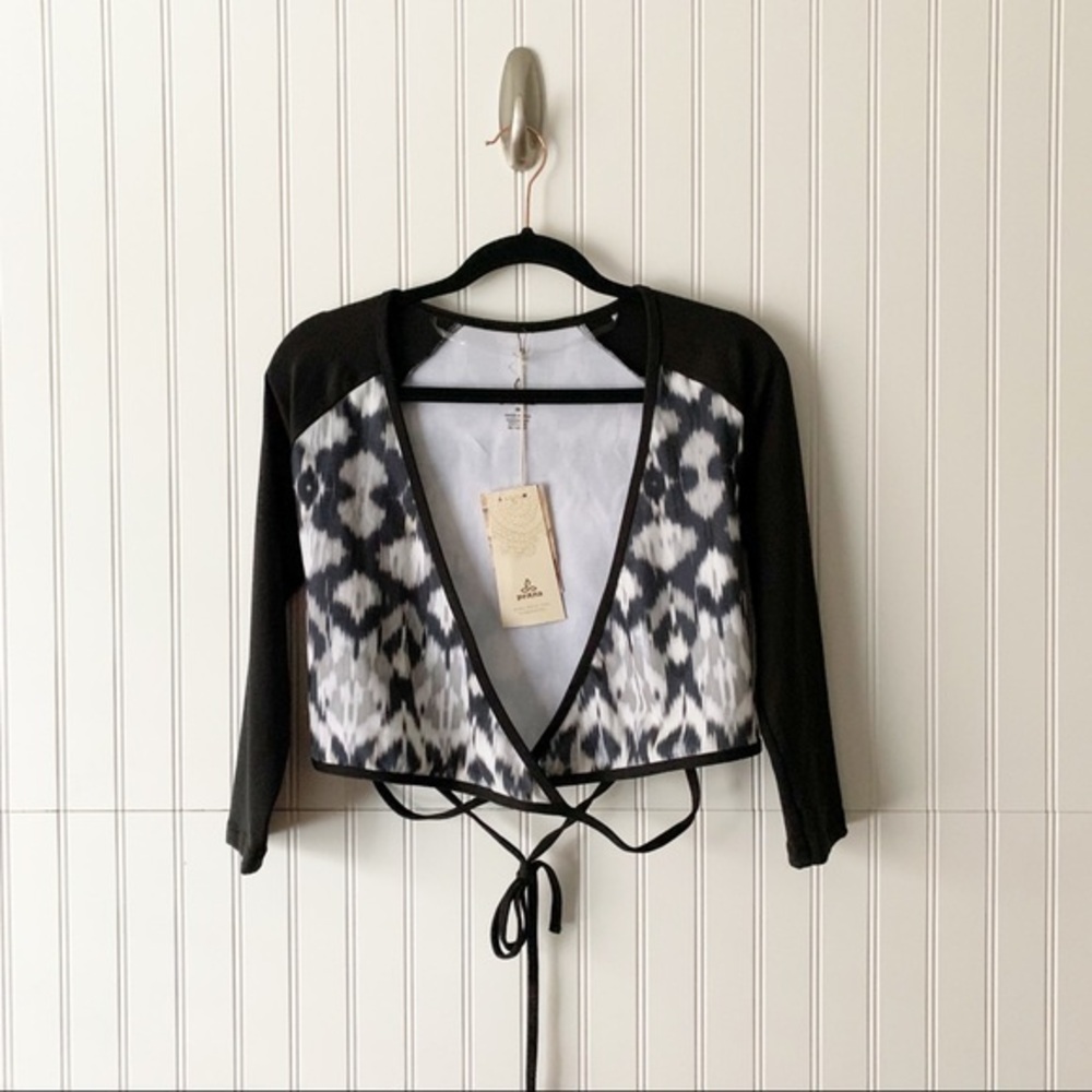 Prana Womens Medium Black White Crop Wrap Top